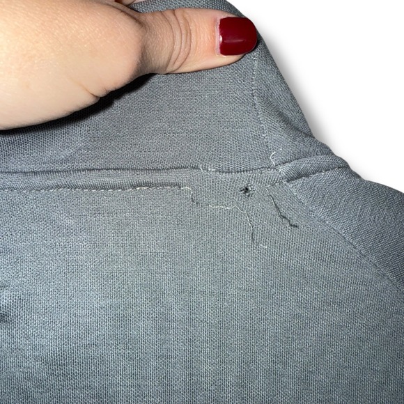 Smartwool Womens Quilted Insulated Jacket Gray White Zip Up Athleisure Size S - Picture 7 of 7